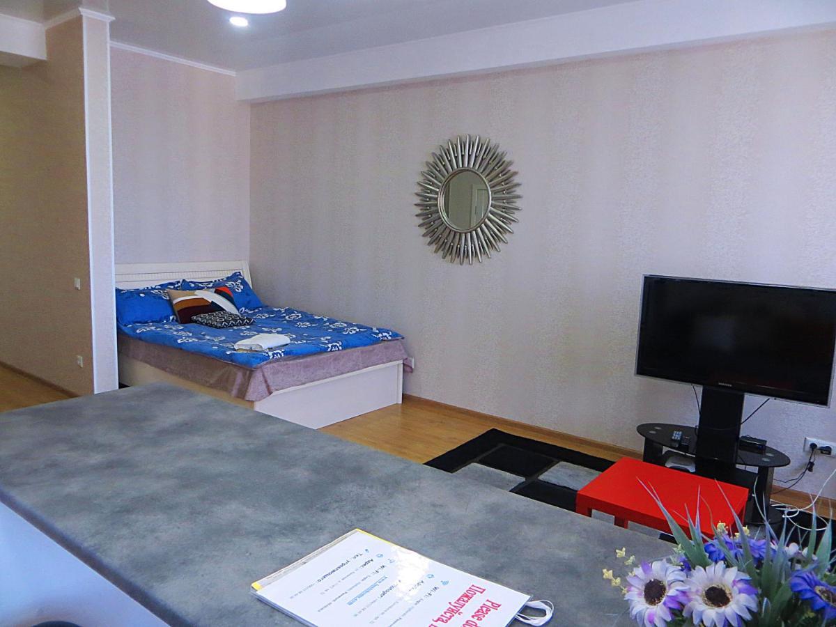 Panoramic Studio Apartments With Mountain Views ビシュケク エクステリア 写真
