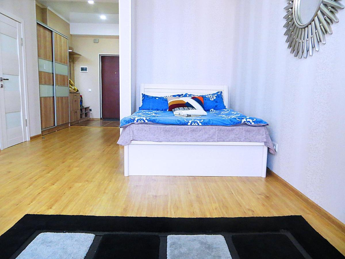 Panoramic Studio Apartments With Mountain Views ビシュケク エクステリア 写真